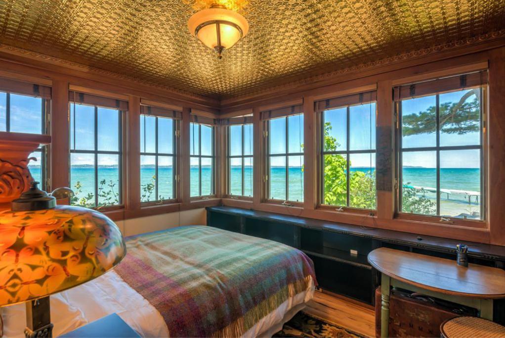 The Spring Lighthouse B&B Elk Rapids Exteriér fotografie